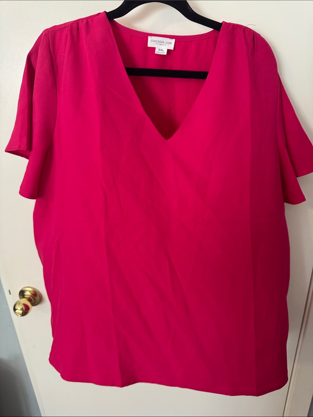 Chic Soul Plus Size V-Neck Flutter Sleeve Top - new with out tags